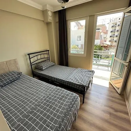 Elegant In 5 Min Walk To Sea & Center Villa