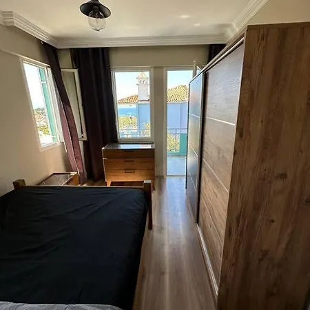 Elegant Villa In Kusadasi 5 Min Walk To Sea & Center Villa