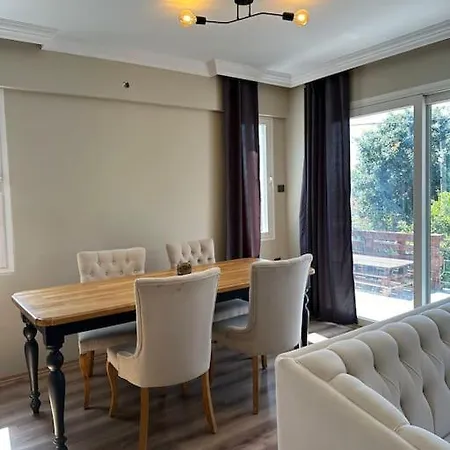 Elegant Villa In Kusadasi 5 Min Walk To Sea & Center Villa Kusadasi