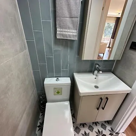 Villa Elegant Villa In Kusadasi 5 Min Walk To Sea & Center *