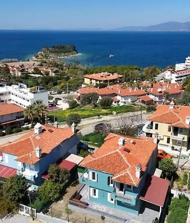 Elegant Villa In Kusadasi 5 Min Walk To Sea & Center * Kusadasi