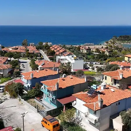 Villa Elegant Villa In Kusadasi 5 Min Walk To Sea & Center *